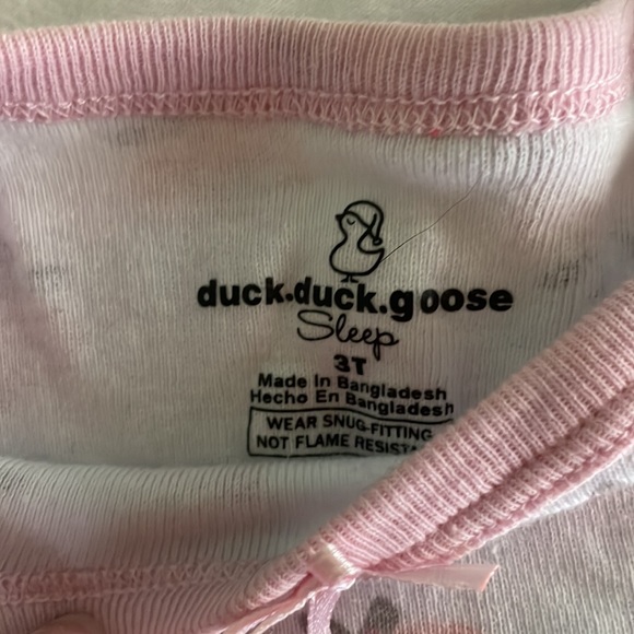 Strawberry Pajamas l 3T - Picture 6 of 13